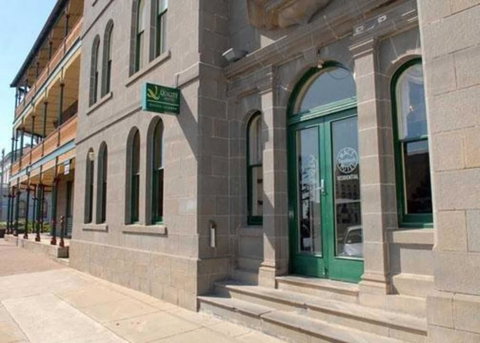 Quality Hotel Bentinck - Accommodation Georgetown 0