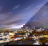 Oaks Adelaide Horizons Suites