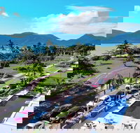 Holiday Inn Cairns Harbourside an IHG Hotel - Accommodation Georgetown