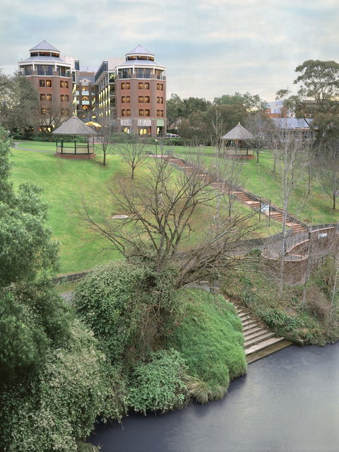Amora Hotel Riverwalk Melbourne - Accommodation Georgetown 3