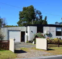 Tullah Full House - Accommodation Georgetown