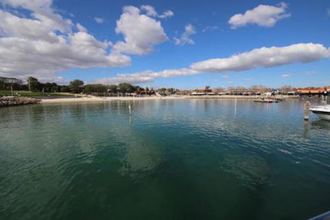 Perth Beachside Holiday House - Accommodation Georgetown 0