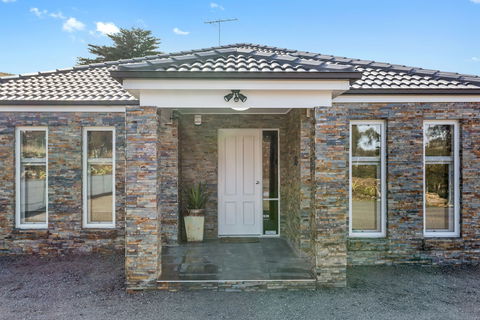 Bulla Hill Villas- Melbourne Airport - Accommodation Georgetown 5
