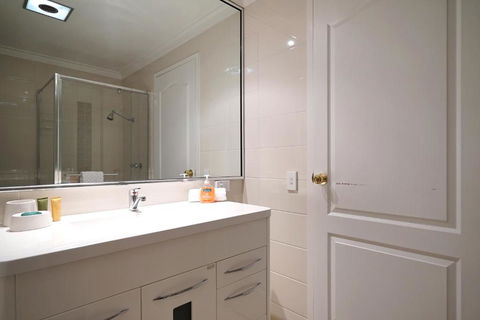Swanriver Applecross Shortstays - Accommodation Georgetown 2