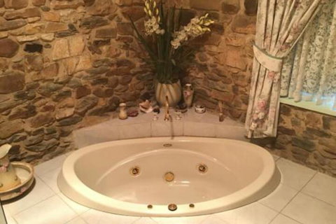 The Olde Devonshire House - Accommodation Georgetown 4