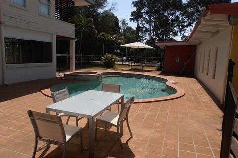 Buzers - Accommodation Georgetown 2