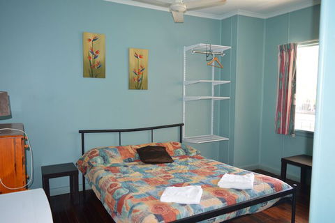 Buzers - Accommodation Georgetown 7