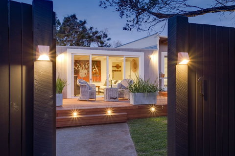 Capella Villa 1 - Accommodation Georgetown 0