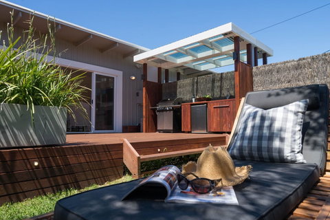 Capella Villa 1 - Accommodation Georgetown 2