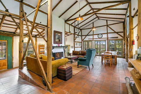 Taradale House Estate - Accommodation Georgetown 3