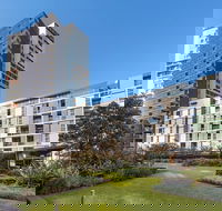 Meriton Suites Zetland - Accommodation Georgetown
