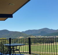 The Red Stag - Accommodation Georgetown