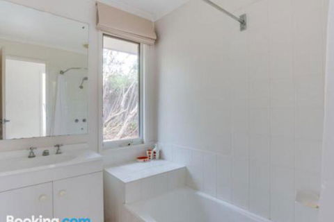 Panoramic Views Portsea - Accommodation Georgetown 3