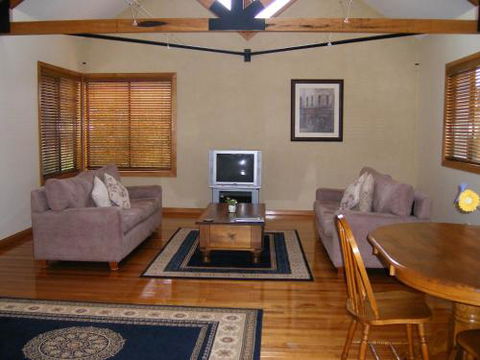 Bella Villa - Accommodation Georgetown 2
