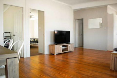 High View Cottage - Accommodation Georgetown 0