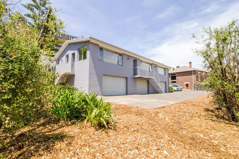 CBD Apartments Launceston - Accommodation Georgetown 3