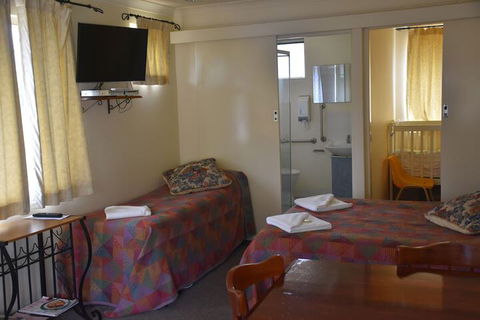Valley Views Motel & Chalets - Accommodation Georgetown 1