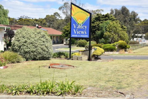 Valley Views Motel & Chalets - Accommodation Georgetown 0