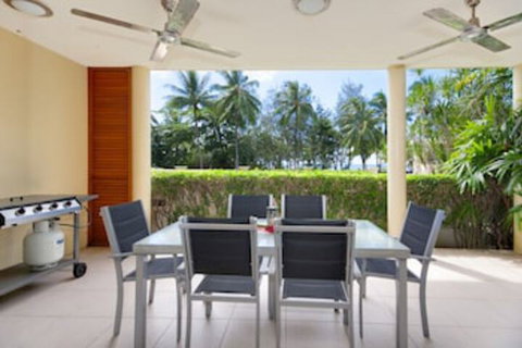 Peponi 2 - Beachfront Apartment - Accommodation Georgetown 0