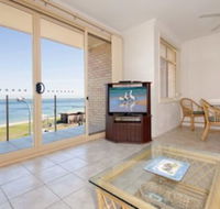 2 Bedroom Apartment Little Hut Unit 3 20 Kurrawa Close - Accommodation Georgetown