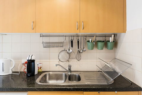 NAOMI, 2BDR South Melbourne Apartment - Accommodation Georgetown 2