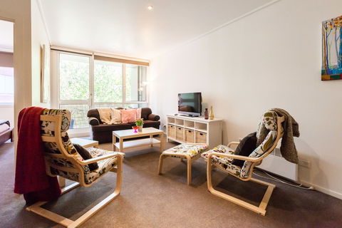 NAOMI, 2BDR South Melbourne Apartment - Accommodation Georgetown 5