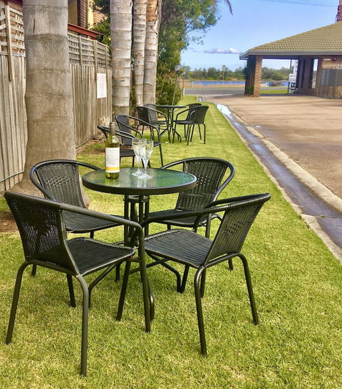 Sandbar Motel - Accommodation Georgetown 1