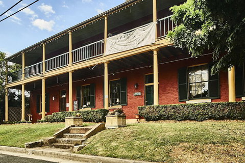 The Old Victoria - Accommodation Georgetown 1