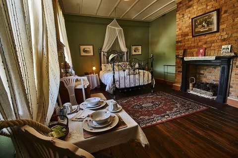 The Old Victoria - Accommodation Georgetown 5