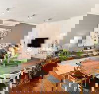 BOUTIQUE STAYS - Sandy Breeze 3