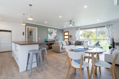Xanadu Shores - Accommodation Georgetown 0