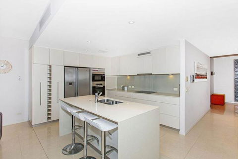 KINGSCLIFF OCEAN FRONT TERRACE 4 - Accommodation Georgetown 4