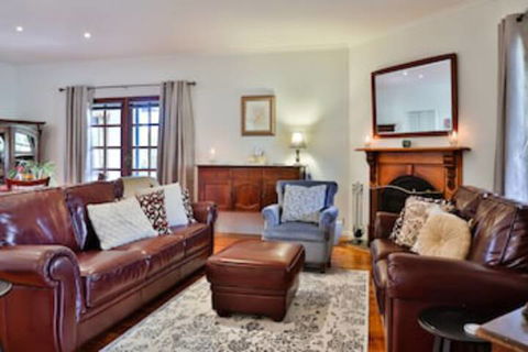 Parker Lodge Maldon - Accommodation Georgetown 0