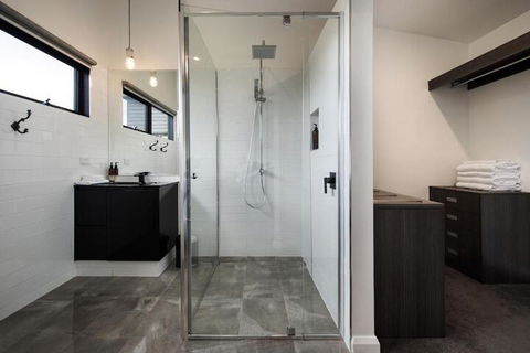 Halcyon - Accommodation Georgetown 0