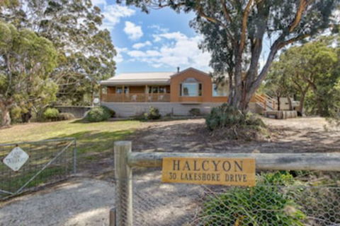 Halcyon - Accommodation Georgetown 0