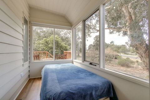Halcyon - Accommodation Georgetown 6