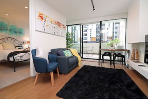 Urban Eden In South Yarra - Rejuvenate Stays - Accommodation Georgetown 0