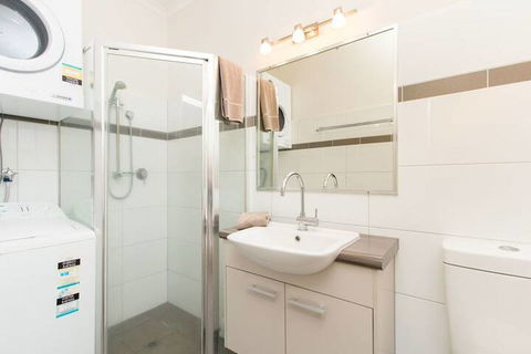 Cable Beach Apartments - Accommodation Georgetown 7