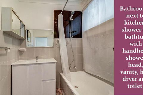 Wollongong Train Station Holiday House - Accommodation Georgetown 7