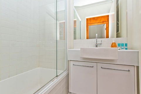 The Birdcage - Accommodation Georgetown 5