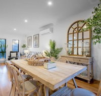 AUJOY 3 Bed Townhouse Burwood 3 - Accommodation Georgetown