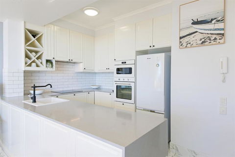 Unit 8 Bronte Of Coolum 8 12 Coolum Terrace Coolum Beach 500 Bond LINEN INCLUDED WIFI - Accommodation Georgetown 3