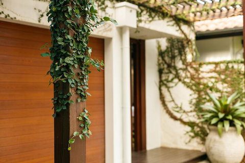 ESPRIT 2 PALM COVE BRAND NEW - Accommodation Georgetown 1