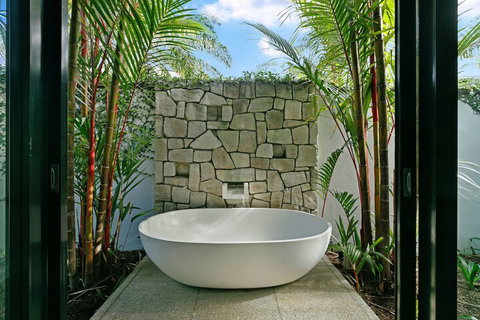 ESPRIT 2 PALM COVE BRAND NEW - Accommodation Georgetown 5