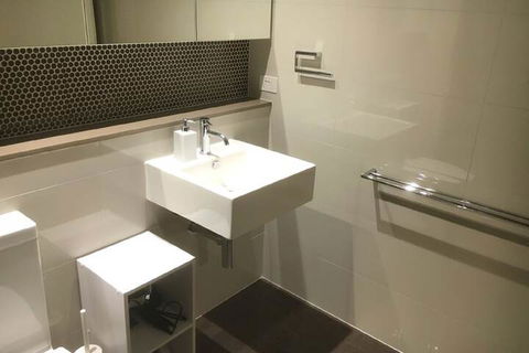 CBD Apartment In Perfect Location - Accommodation Georgetown 4