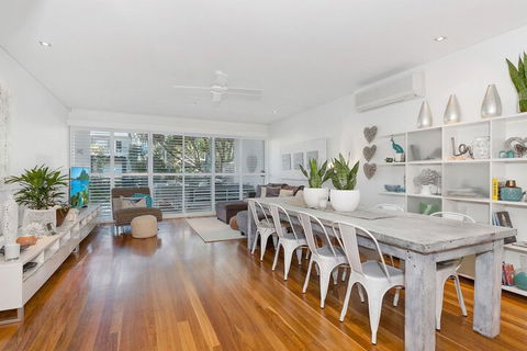 COASTAL CHIC At CASUARINA - Accommodation Georgetown 5