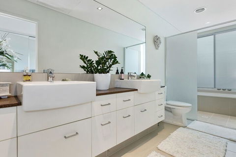 COASTAL CHIC At CASUARINA - Accommodation Georgetown 6