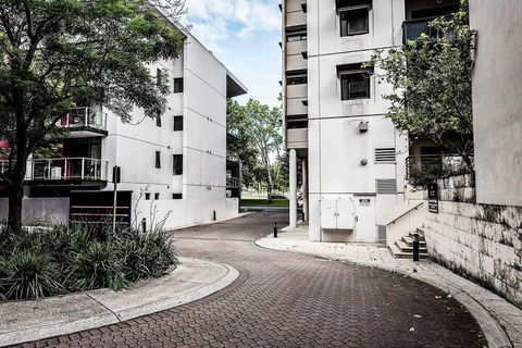 Two Bedroom Apt Next To Perth CBD With Parking. - Accommodation Georgetown 0