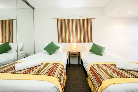 CBD African Charm, Story Bridge & River Views - Accommodation Georgetown 5