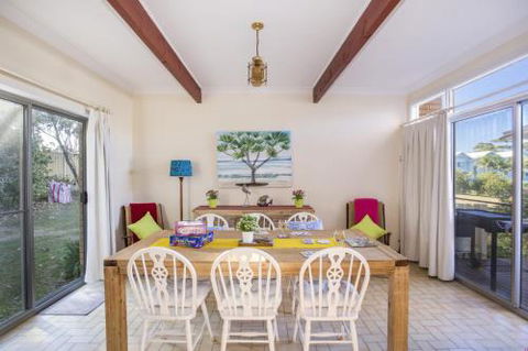 Mollymook Beach Units #7 - Accommodation Georgetown 3
